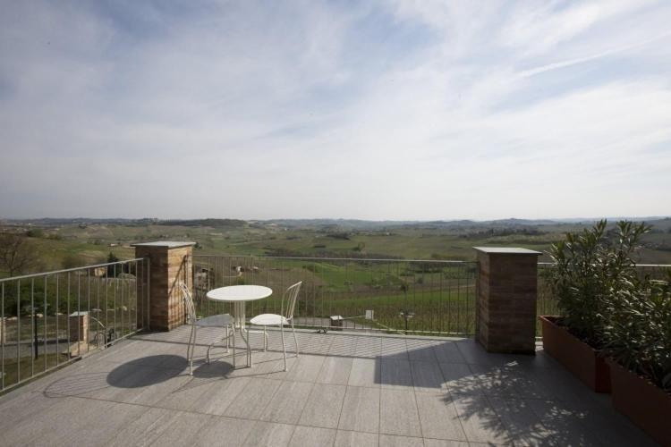 Ca'Rapulin Villa Calosso Luaran gambar